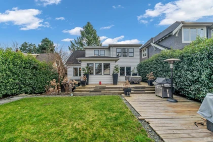 Garden / Landscaping Photo of 295 W 23rd Avenue, Vancouver, BC