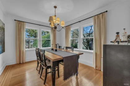 Kitchen Island Photo of 295 W 23rd Avenue, Vancouver, BC