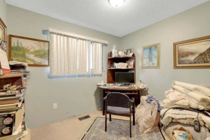 Office / Den Photo of 9002 Ben Nevis Crescent, Surrey, BC