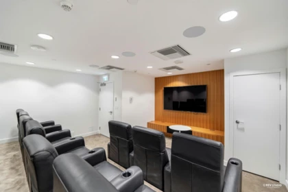 Fitness Center Photo Near 312 2220 Kingsway, Vancouver, BC