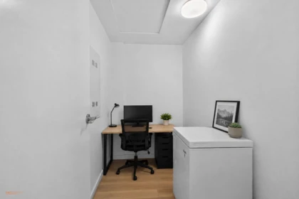 Guest Bathroom Photo of 312 2220 Kingsway, Vancouver, BC