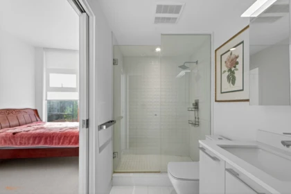 Primary Bathroom Photo of 312 2220 Kingsway, Vancouver, BC
