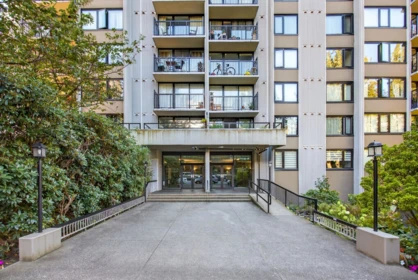Outdoor Kitchen Photo of 804 1330 Harwood Street, Vancouver, BC