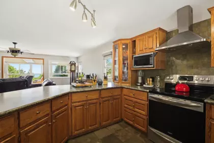 Kitchen Photo of 31155 Olson Avenue, Mission, BC