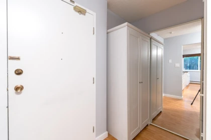 Guest Bathroom Photo of 103 3353 Heather Street, Vancouver, BC