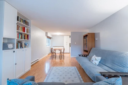 Kitchen Photo of 103 3353 Heather Street, Vancouver, BC