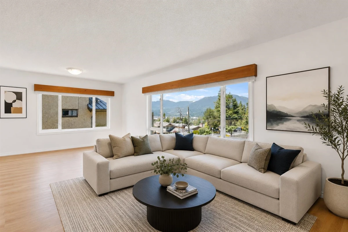 Family Room Photo of 4860 Eton Street, Burnaby, BC