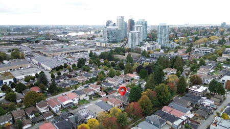 Hot Tub / Spa Photo of 260 W 63rd Avenue, Vancouver, BC
