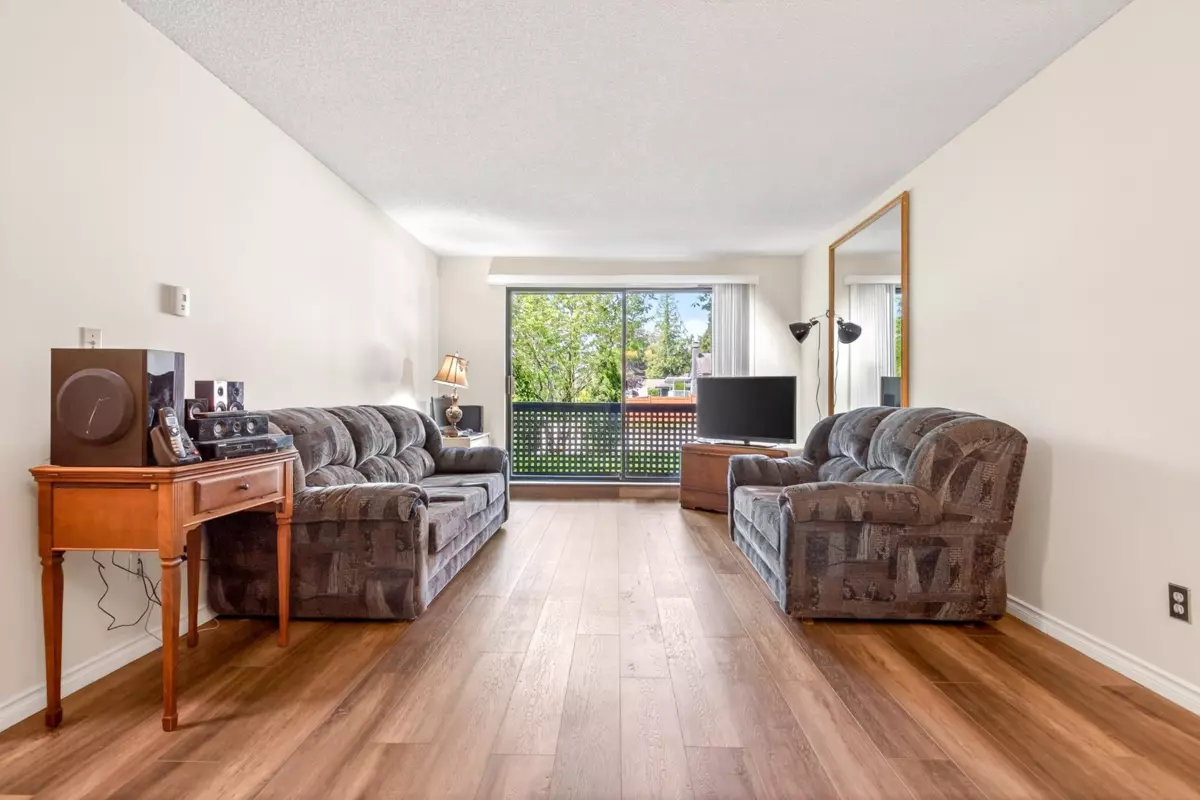 Family Room Photo of 115 535 Blue Mountain Street, Coquitlam, BC