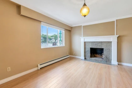 Basement Recreation Room Photo of 683 Gilmore Avenue, Burnaby, BC