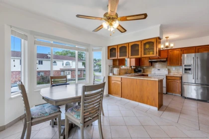 Primary Bedroom Photo of 683 Gilmore Avenue, Burnaby, BC