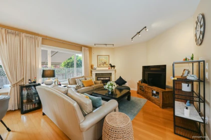 Breakfast Nook Photo of 6113 Pearkes Drive, Richmond, BC