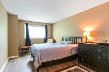 Guest Bathroom Photo of 237 2700 Mccallum Road, Abbotsford, BC