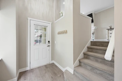 Entry Foyer Photo of 41 8089 209 Street, Langley, BC