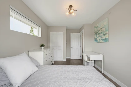 Guest Bathroom Photo of 41 8089 209 Street, Langley, BC