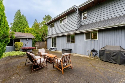 Garden / Landscaping Photo of 1787 148a Street, Surrey, BC