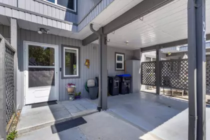 Hallway Photo of 24 5761 Wharf Avenue, Sechelt, BC