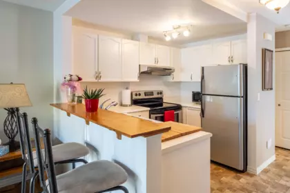 Kitchen Photo of 24 5761 Wharf Avenue, Sechelt, BC