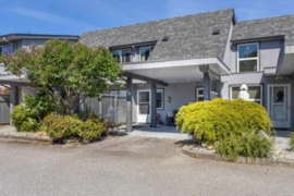24 5761 Wharf Avenue, Sechelt, BC
