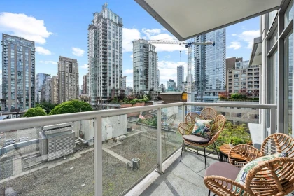 Garden / Landscaping Photo of 607 480 Robson Street, Vancouver, BC