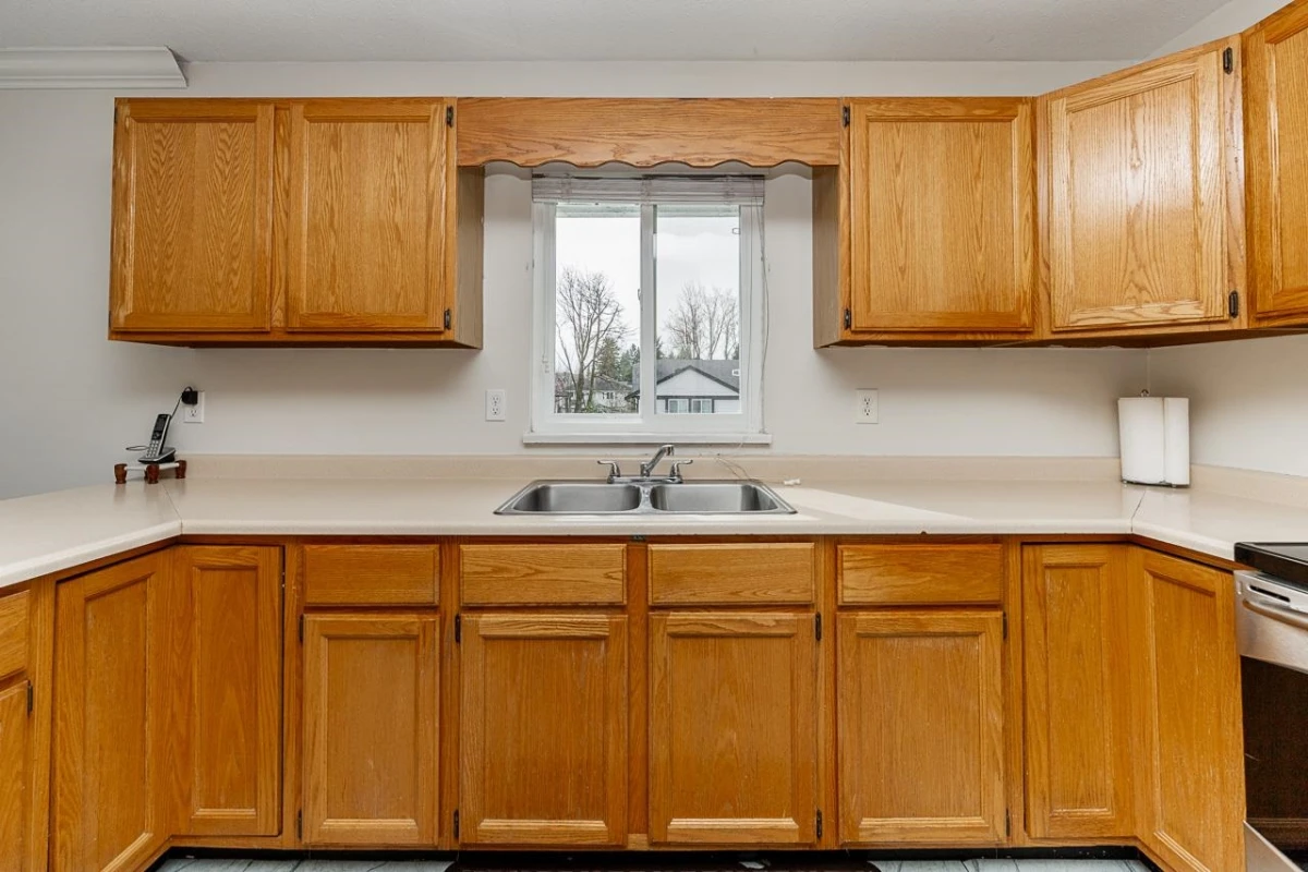 Dining Area Photo of 31000 Sidoni Avenue, Abbotsford, BC