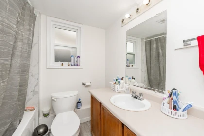 Mudroom Photo of 31000 Sidoni Avenue, Abbotsford, BC