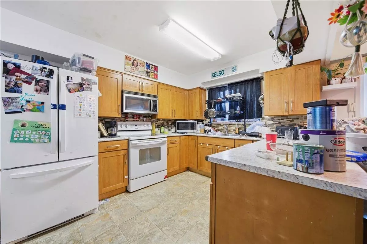 Dining Area Photo of 12357 189a Street, Pitt Meadows, BC