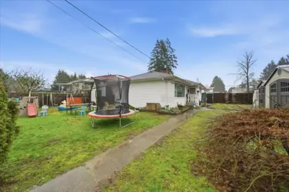 Front Yard Photo of 12357 189a Street, Pitt Meadows, BC
