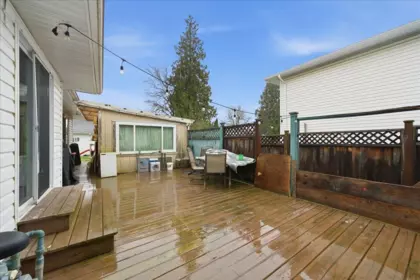 Swimming Pool Photo of 12357 189a Street, Pitt Meadows, BC