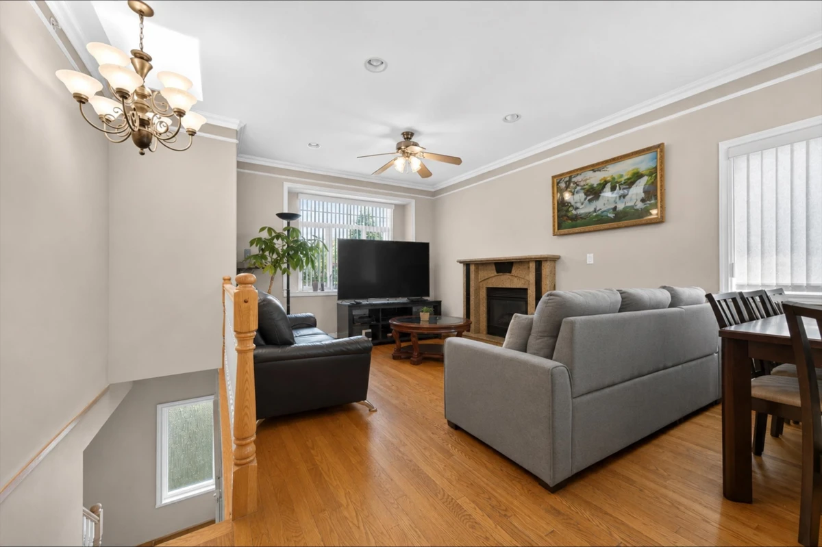 Living Room Photo of 6959 Culloden Street, Vancouver, BC
