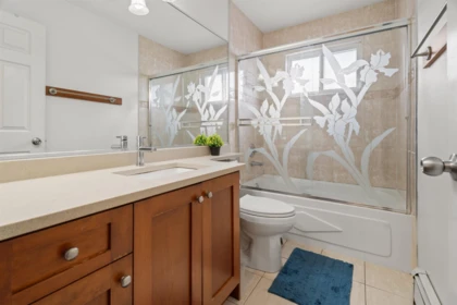 Mudroom Photo of 6312 166a Street, Surrey, BC