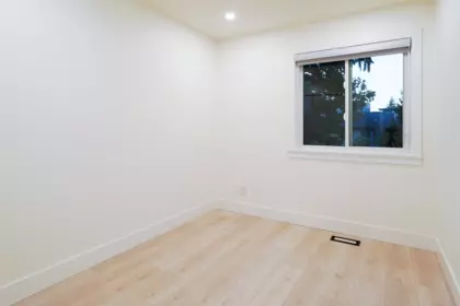 Breakfast Nook Photo of 2078 Springer Avenue, Burnaby, BC