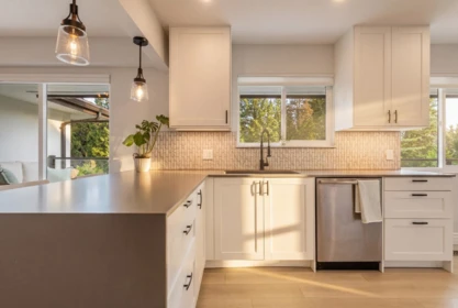Breakfast Nook Photo of 1438 Mcnair Drive, North Vancouver, BC
