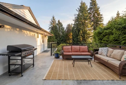 Front Yard Photo of 1438 Mcnair Drive, North Vancouver, BC