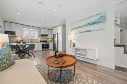 5440 Rhodes Street, Vancouver, BC, Vancouver — Half Duplex for sale