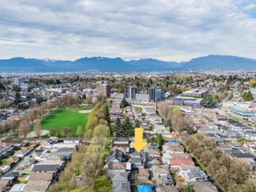 Garden / Landscaping Photo of 5440 Rhodes Street, Vancouver, BC
