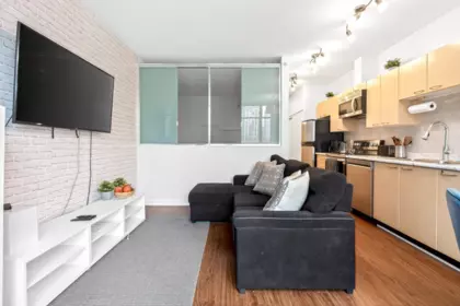 Kitchen Photo of 507 1249 Granville Street, Vancouver, BC