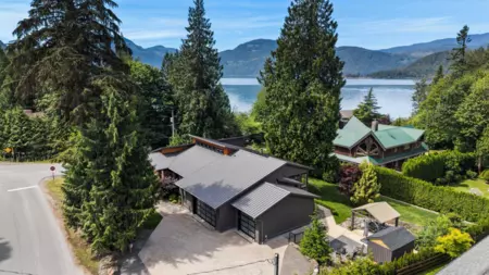 Community Amenities Photo (Clubhouse) of 7542 Hicks Lake Road, Harrison Hot Springs, BC