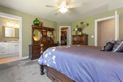 Hot Tub / Spa Photo of 174 46000 Thomas Road, Chilliwack, BC