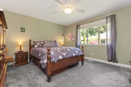 Swimming Pool Photo of 174 46000 Thomas Road, Chilliwack, BC