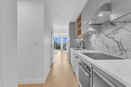Primary Bathroom Photo of 103/203 422 E 3rd Street, North Vancouver, BC