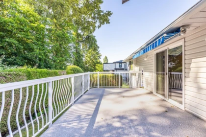 Garden / Landscaping Photo of 6279 171 Street, Surrey, BC