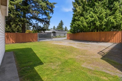 Fitness Center Photo Near 12301 99a Avenue, Surrey, BC