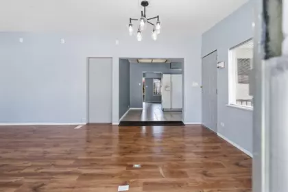 Guest Bathroom Photo of 12301 99a Avenue, Surrey, BC