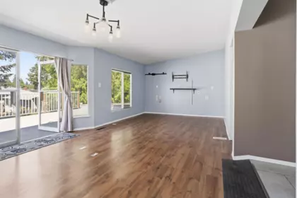 Mudroom Photo of 12301 99a Avenue, Surrey, BC