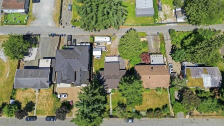 Outdoor Patio Photo of 12301 99a Avenue, Surrey, BC