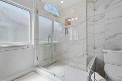 Entry Foyer Photo of 1 11100 Railway Avenue, Richmond, BC