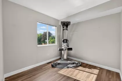 Breakfast Nook Photo of 15465 80 Avenue, Surrey, BC