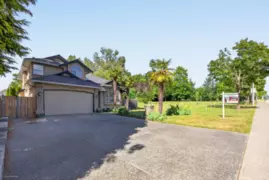 15465 80 Avenue, Surrey, BC
