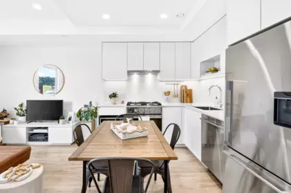Kitchen Island Photo of 5 6340 Market Avenue, Delta, BC